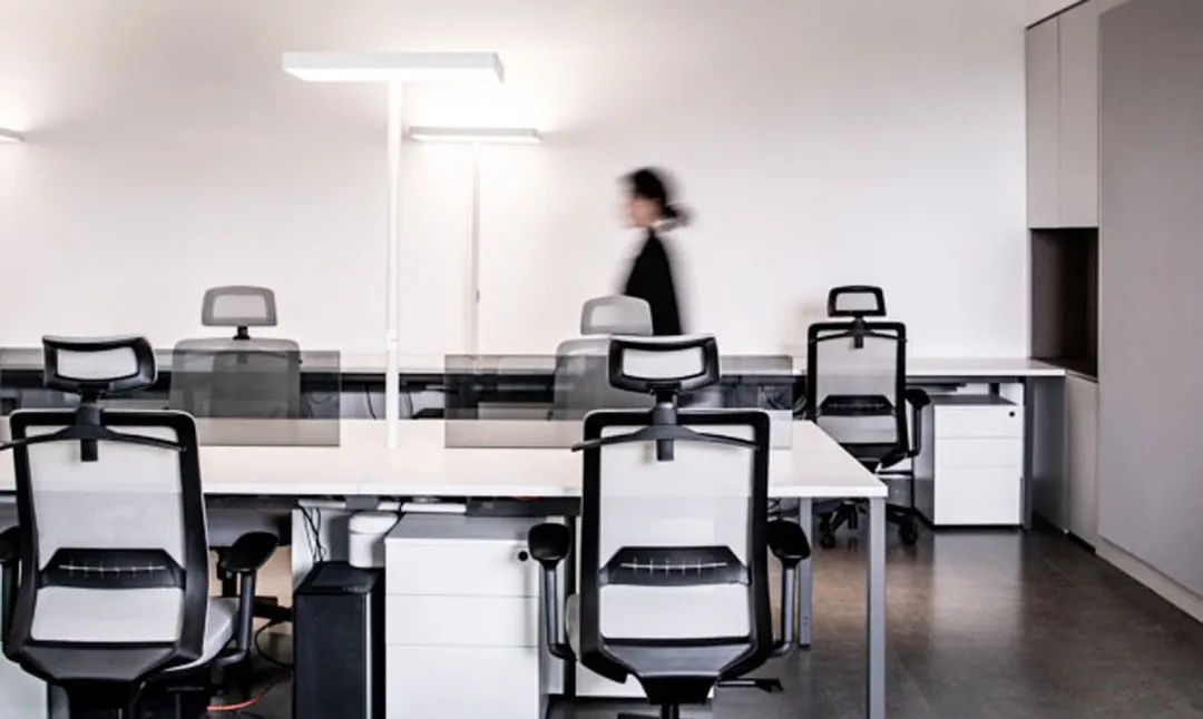 WING 东翼设计·办公空间丨中国佛山丨广东东翼品牌设计有限公司-12