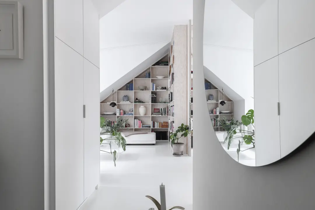 55 平米迷你阁楼图书馆设计-3