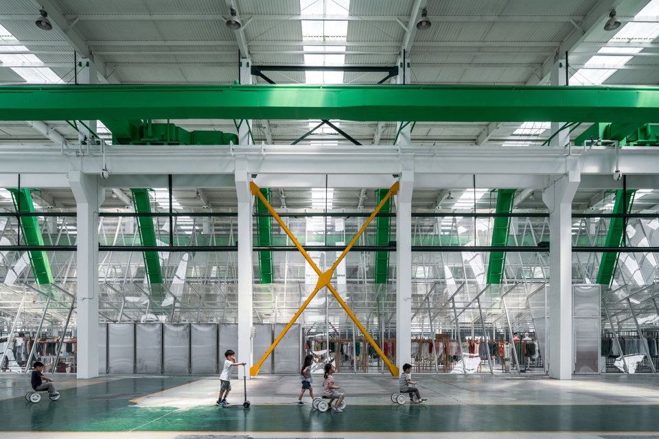 棉仓城市客厅 | 新零售体验店的“屋中屋”设计-59