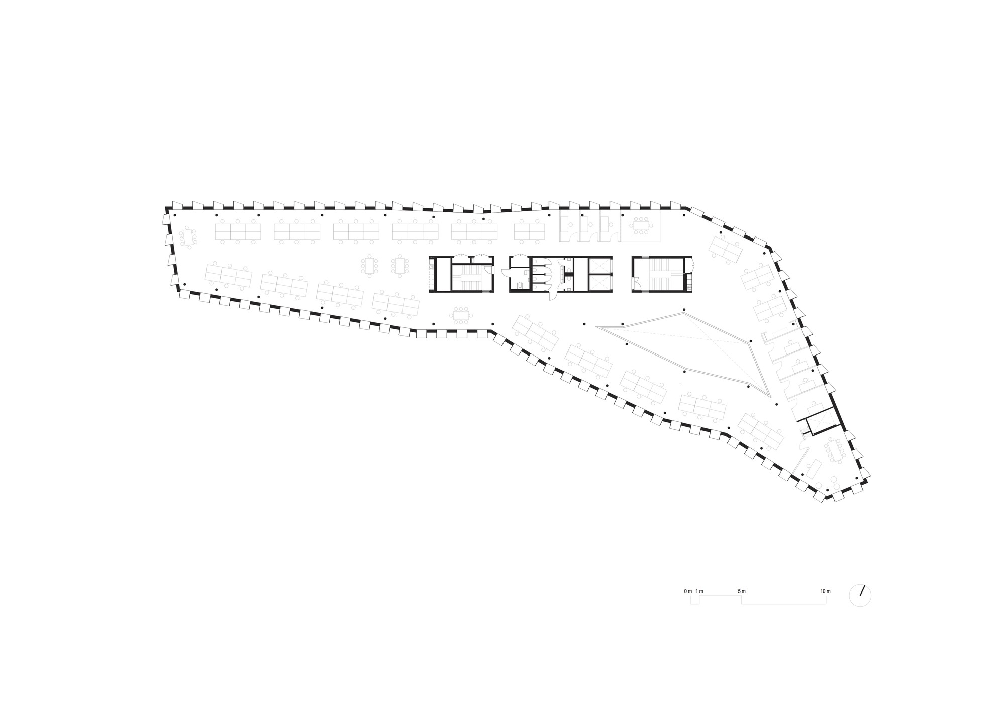 历史公园边的混搭办公建筑-28