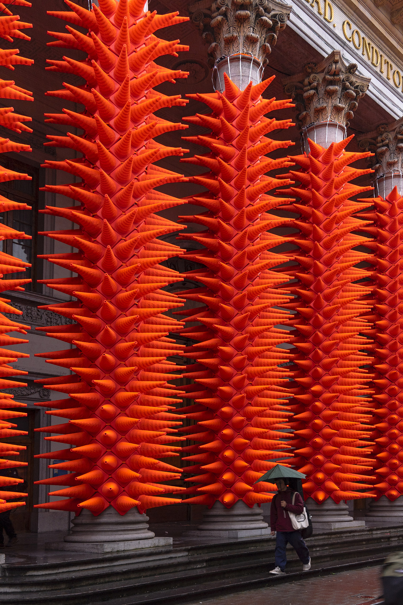 “Cones”装置丨比利时丨SpY-13