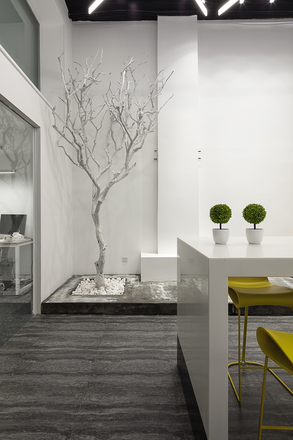 上海都睿科技办公室设计 | 高度利用空间，科技简洁年轻-14