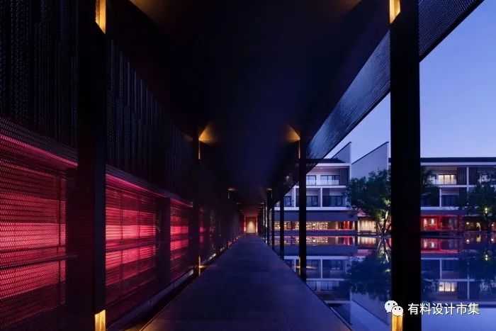 一家住进美术馆里的酒店-56