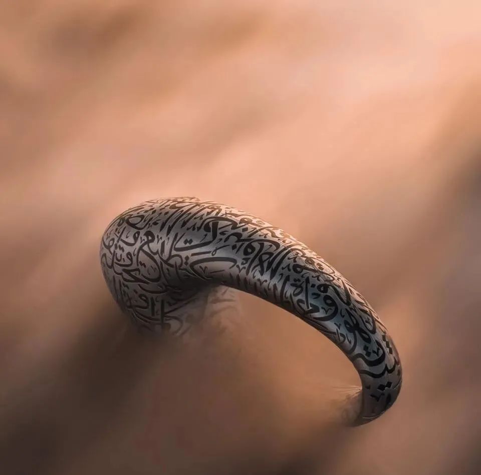 迪拜新地标 | 未来博物馆已开放，77米高建筑室内无一根柱子-31