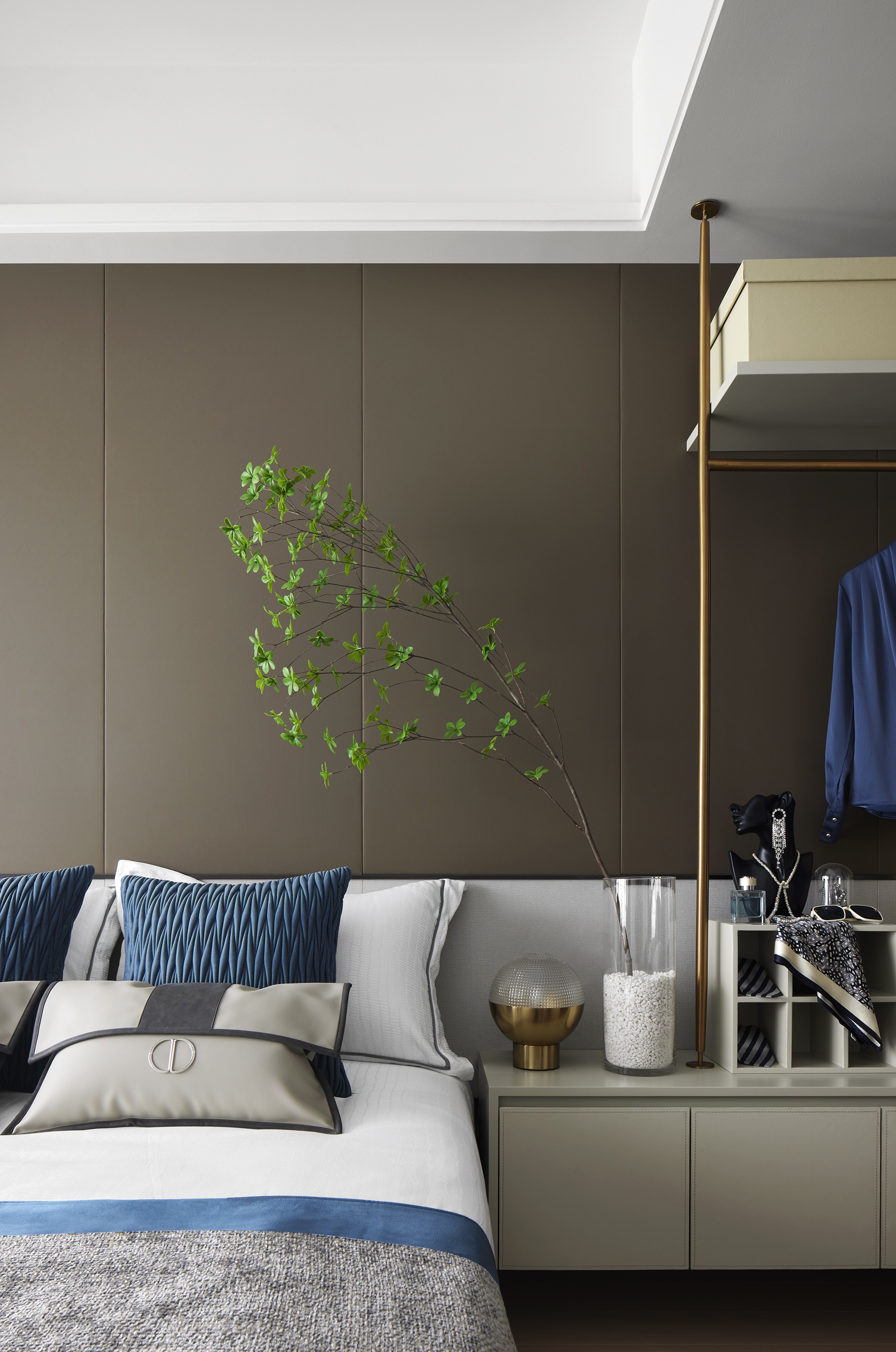 深物业·澜湖时代·莫兰迪蓝样板间丨中国深圳丨深圳市伊派室内设计有限公司-23