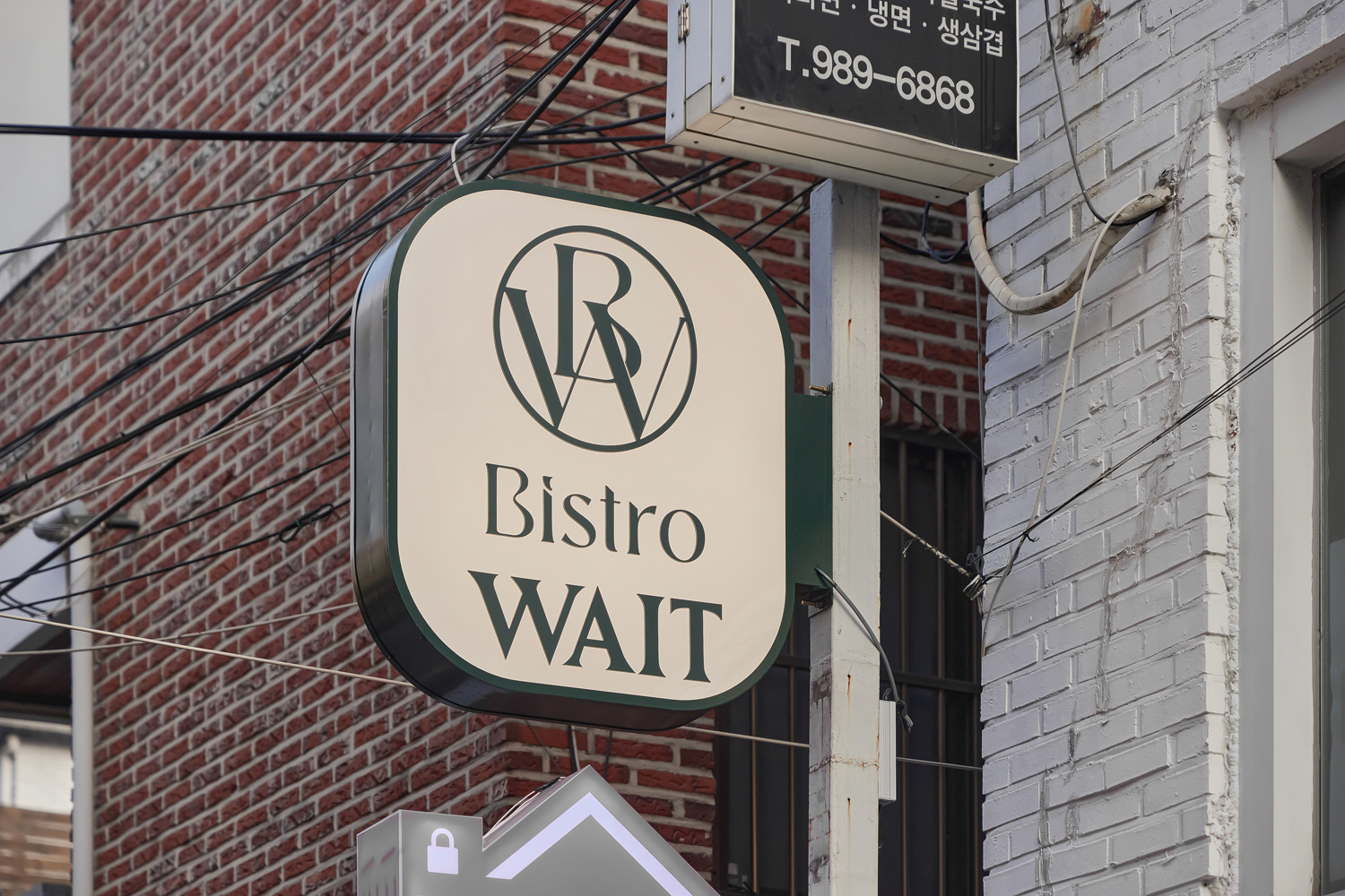 "葡萄酒庄的精致设计 | 14 平米的小空间，无限可能的视觉盛宴"-9