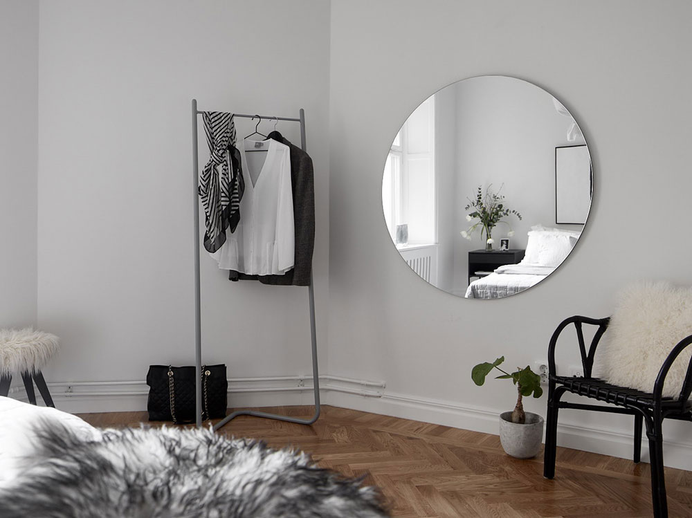 北欧风格公寓的优雅暗调设计-18