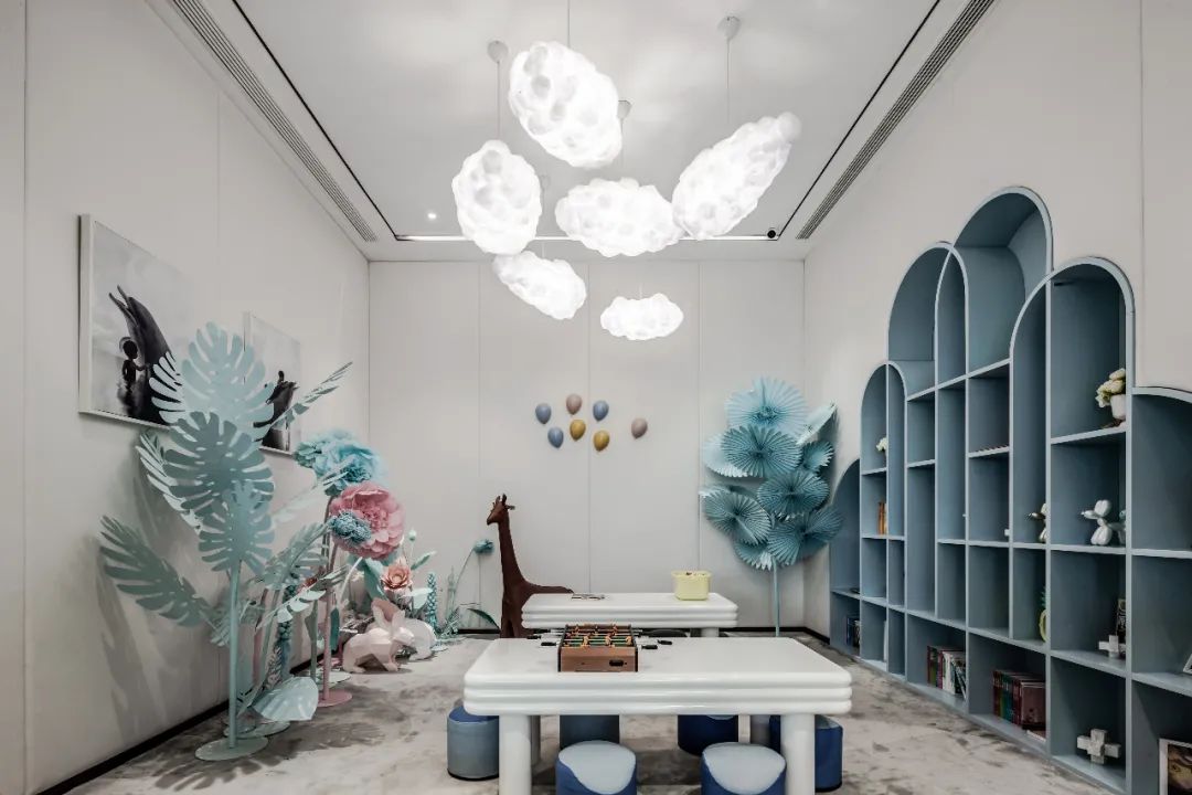 德信未来之翼售楼处 | 现代与古典的宁静奢华融合-17