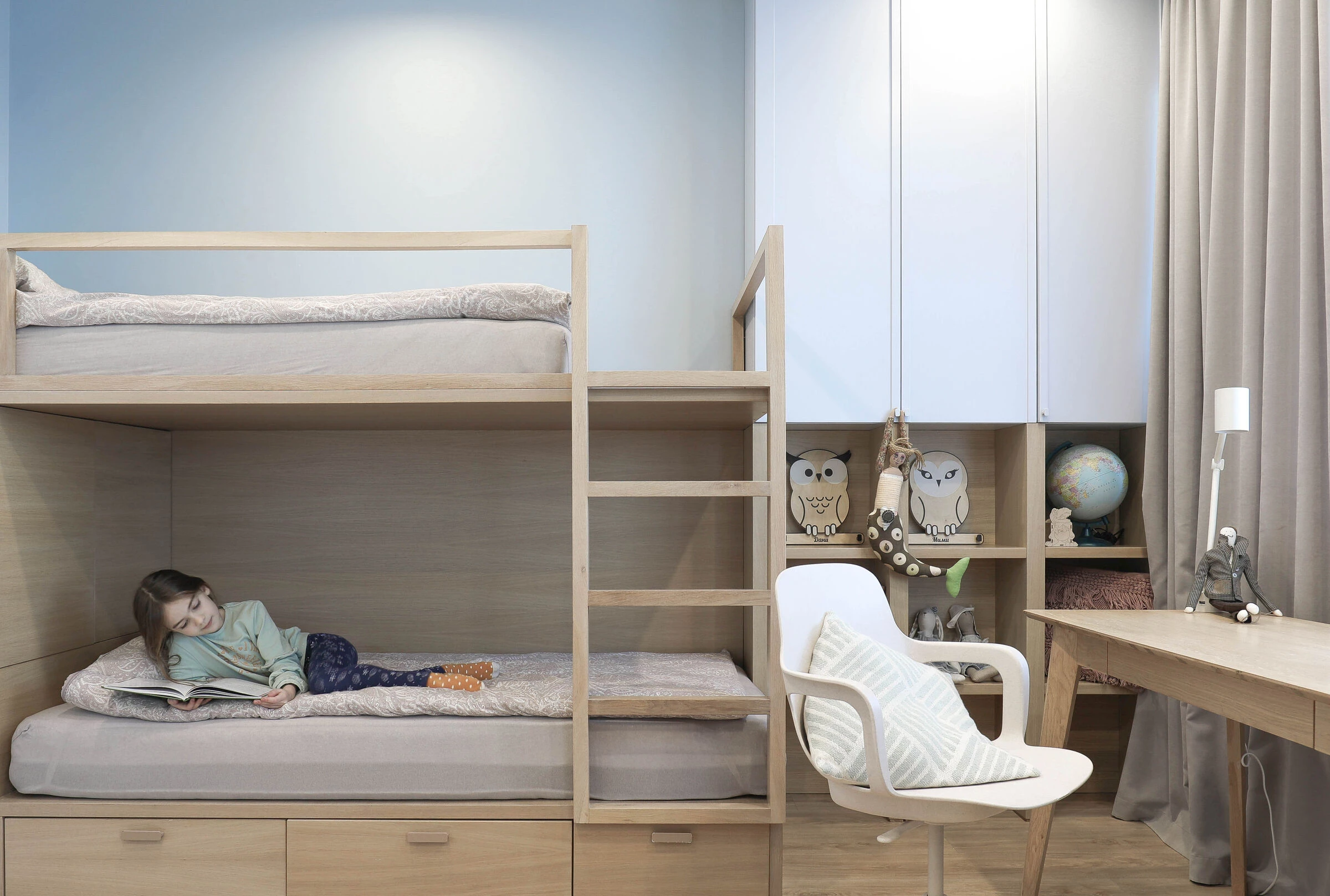 色彩项目 · 充满艺术气息的 2021 年家庭公寓设计丨保加利亚布尔加斯丨Think Forward-24