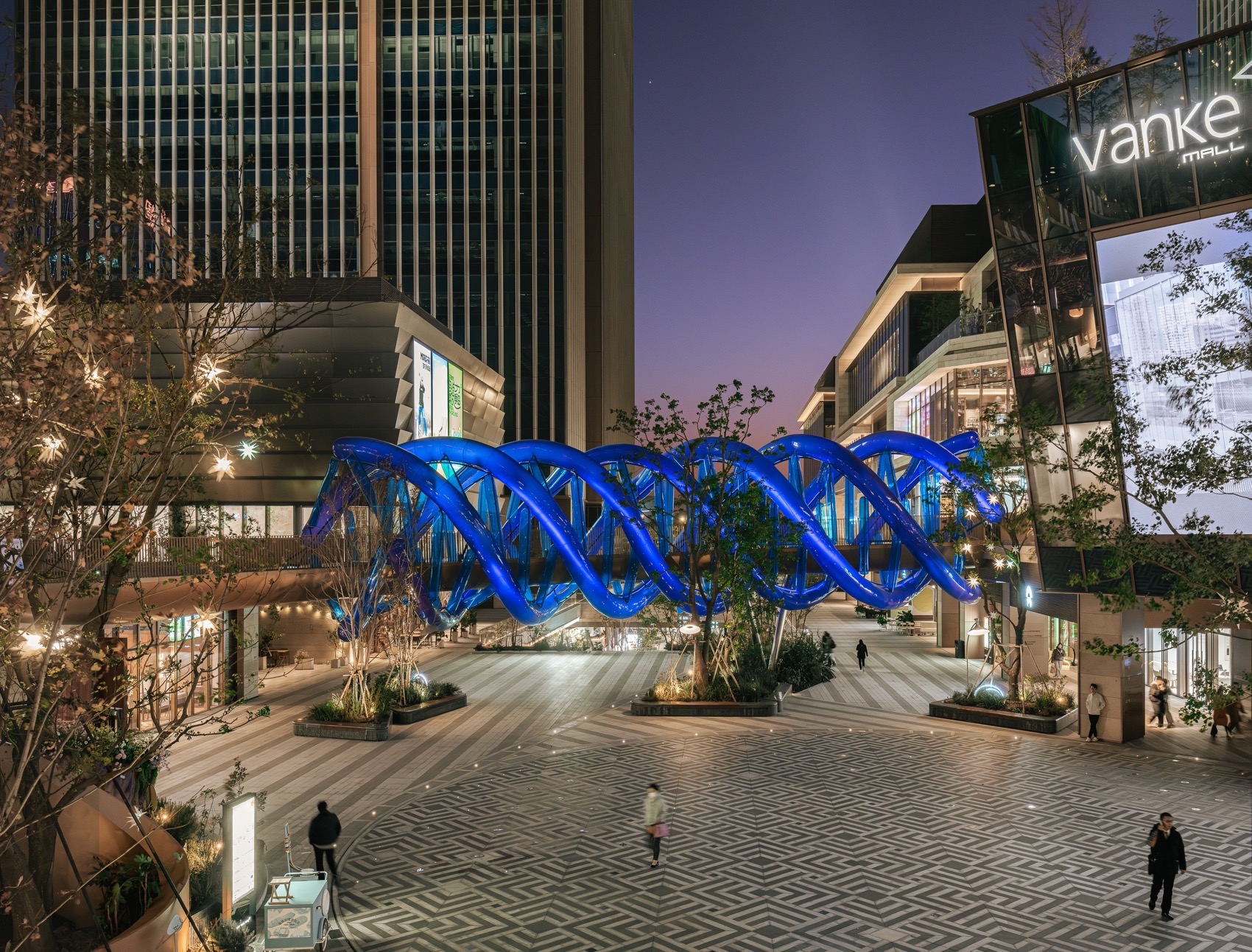 旋膜廊桥和六角金星丨中国上海丨众建筑（旋膜廊桥）,众建筑&友谊万岁（六角金星）-91