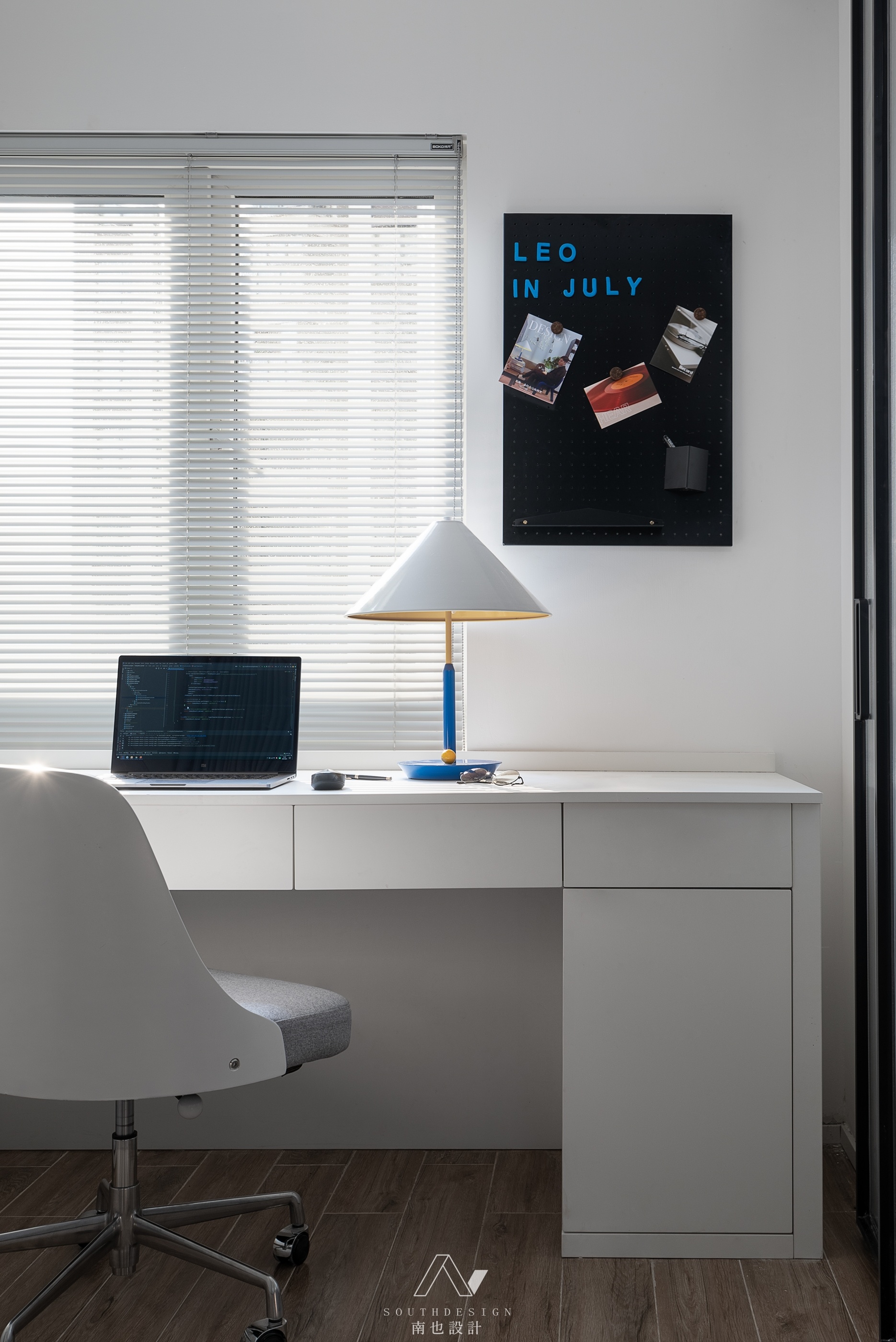 《七月份的尾巴》狮子座程序员的家丨中国重庆丨冯青瓦-40