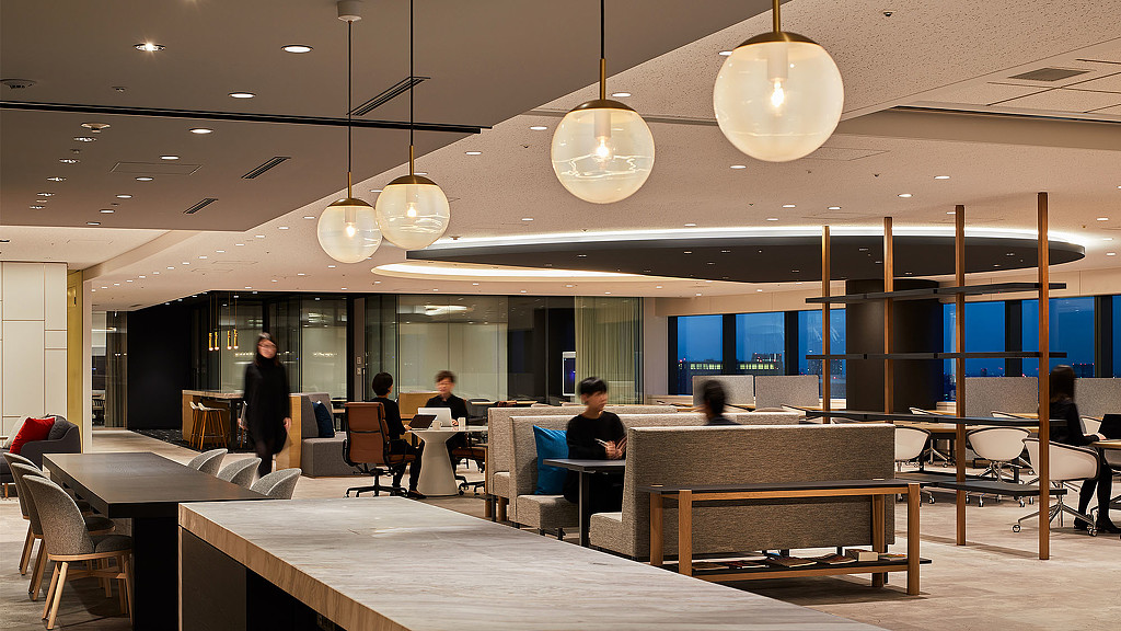 东京 Fujitsu 总部灵活办公空间设计-6