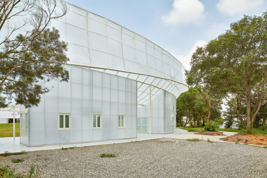 台中花博游客中心 | 轻盈与自然的和谐共舞-8