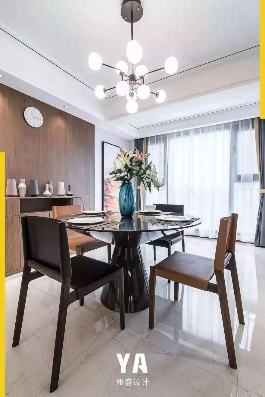 四口之家的现代温馨之家-24