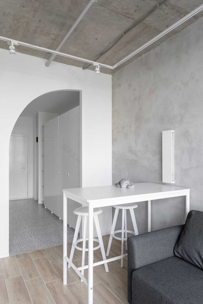 莫斯科极简小公寓设计丨俄罗斯莫斯科丨SHKAF interior architects-23