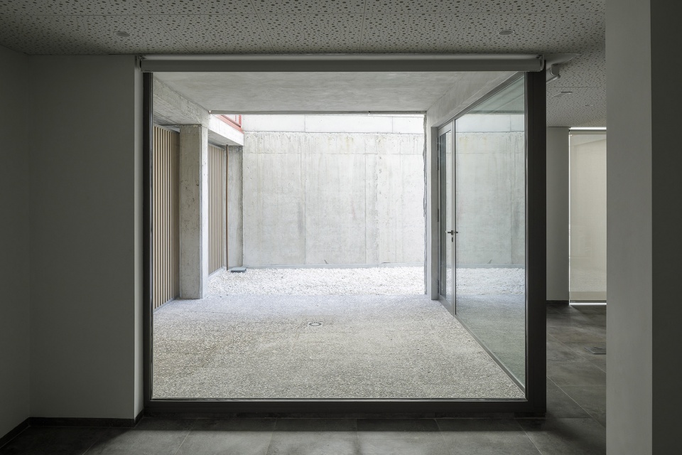 Malaga 红十字协会办公总部丨西班牙丨endosdedos® architecture-38