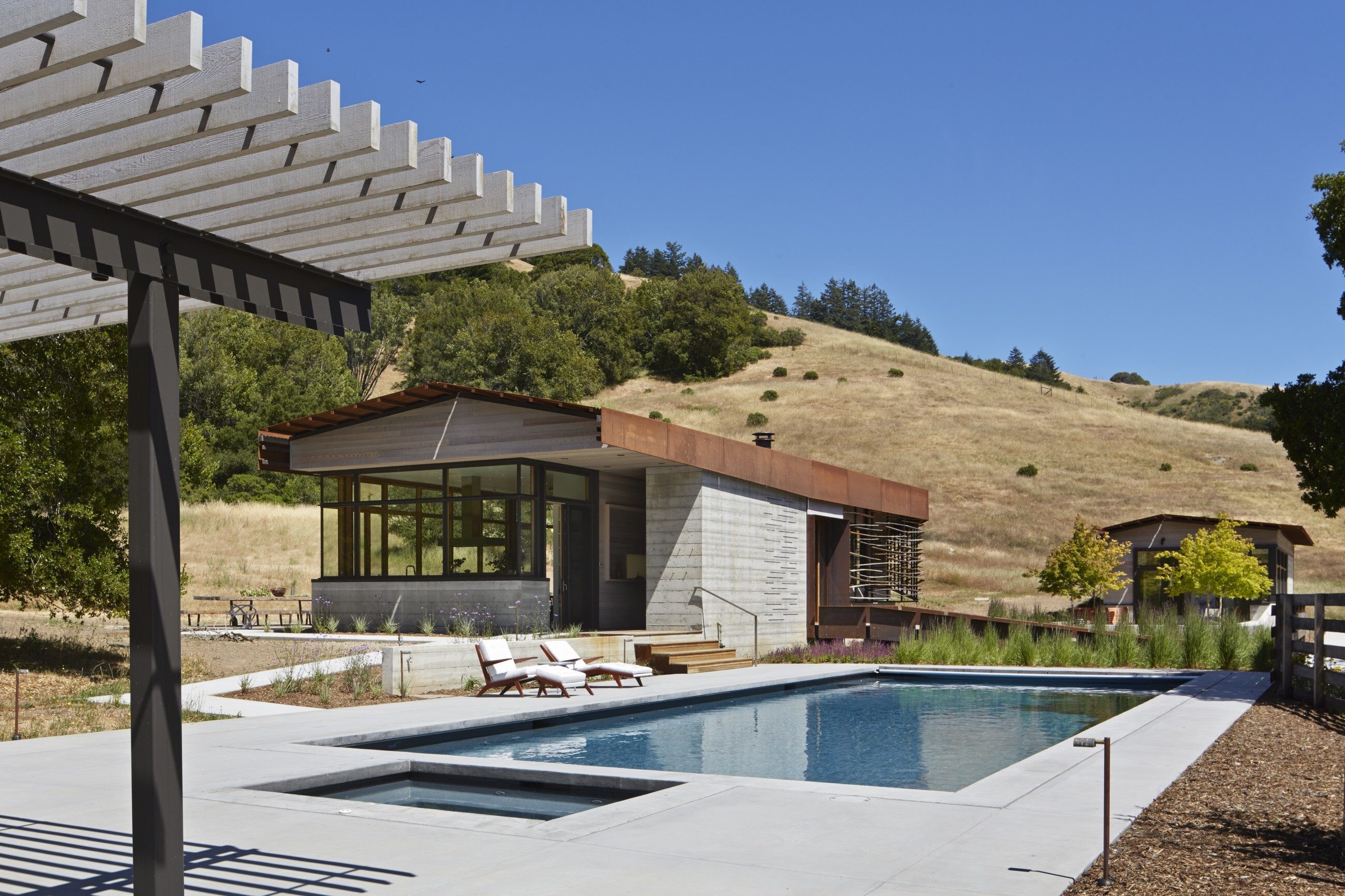 Crook Cup Bow Twist（曲木之魂）住宅设计-9