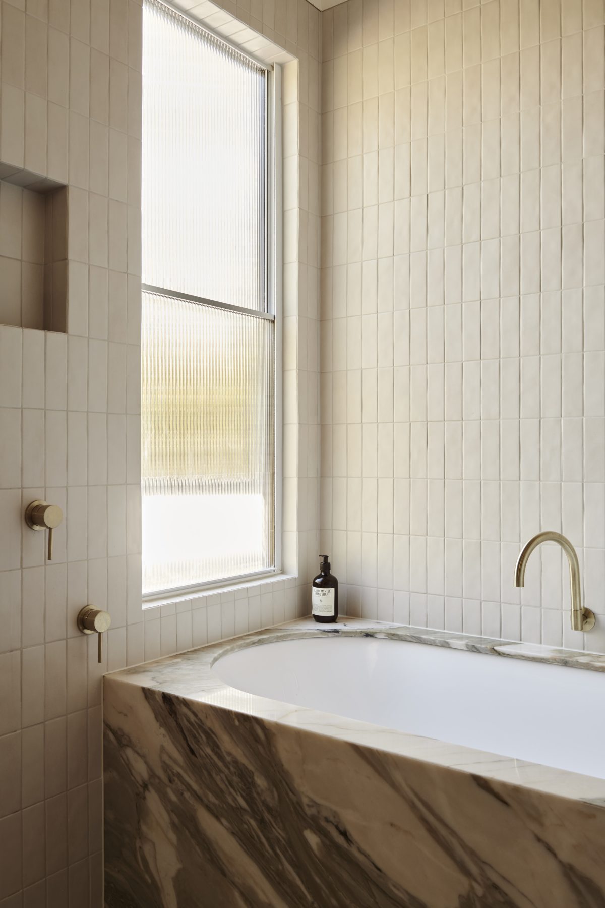 Nerissa - Larritt-Evans-18