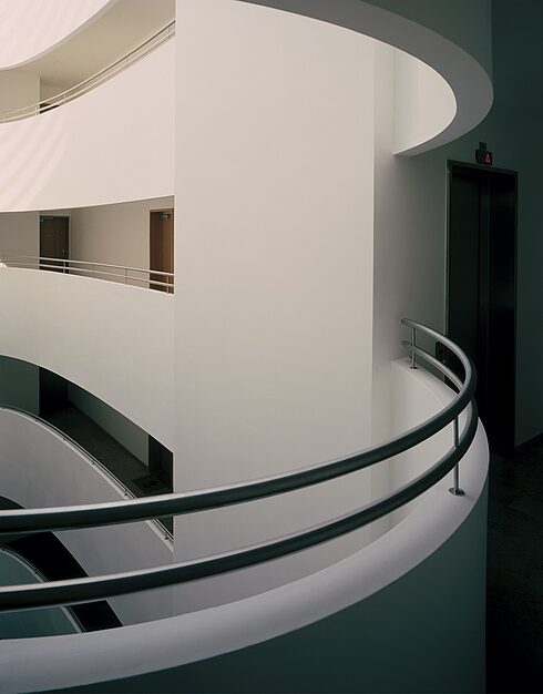 洛巴赫一号

注：这里Lohbach推测是一个地名，I在这种语境常表示一号第一等顺序含义，由于缺乏更多背景信息，仅做此翻译 丨奥地利丨Baumschlager Eberle Architekten-30