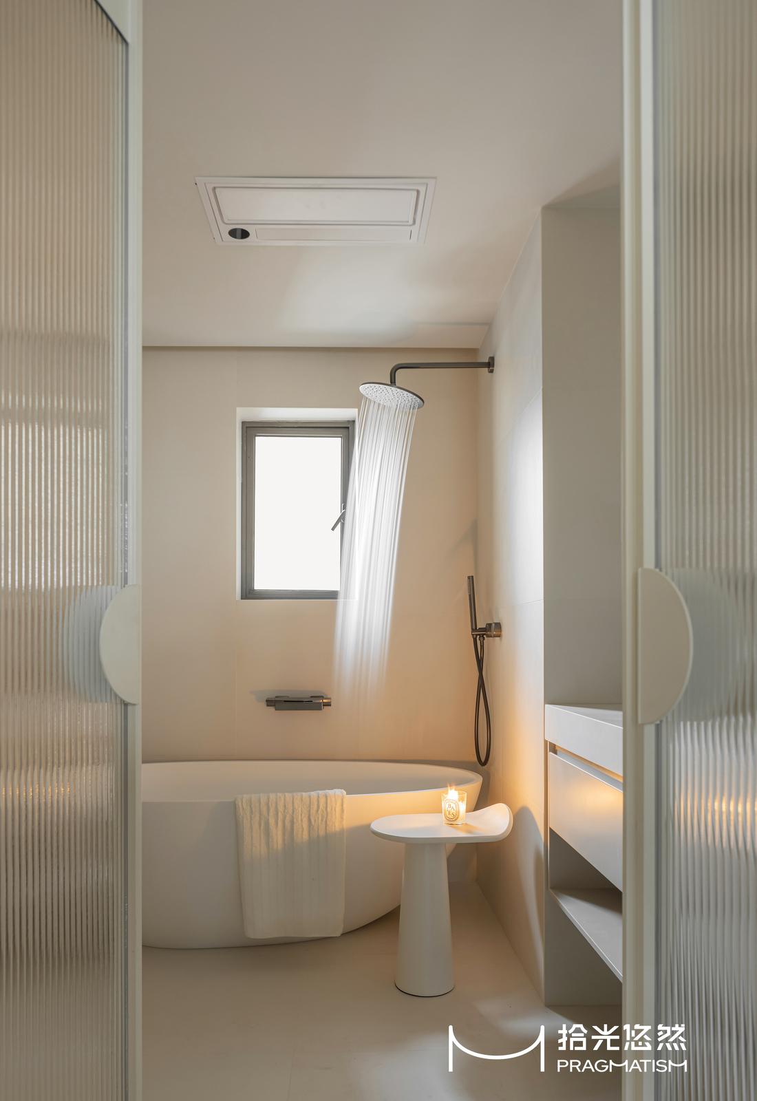 年轻夫妻的舒适大平层-83