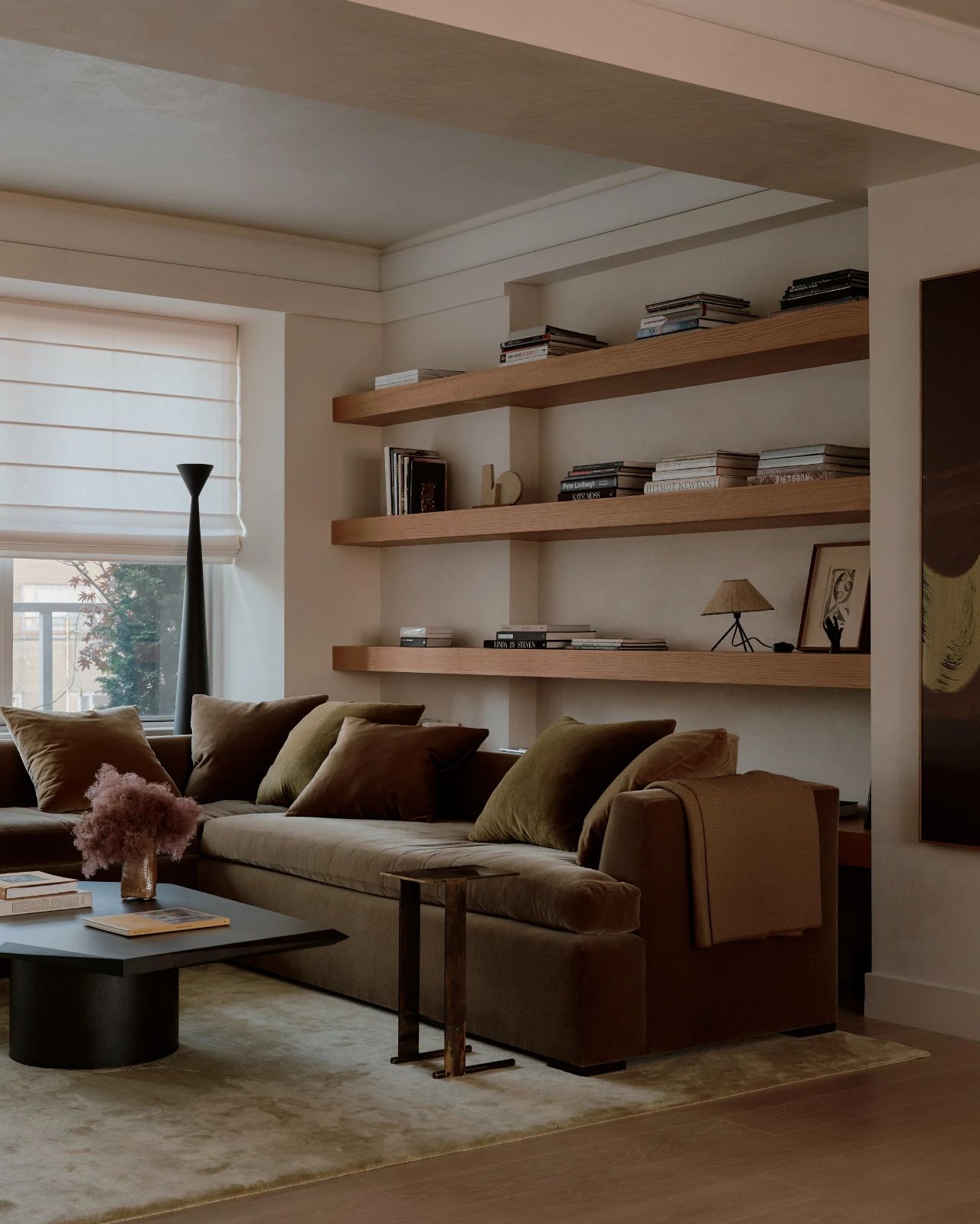 美国知名彩妆设计师Mario Dedivanovic的静谧寓所丨美国纽约丨Nicholas Obeid-47