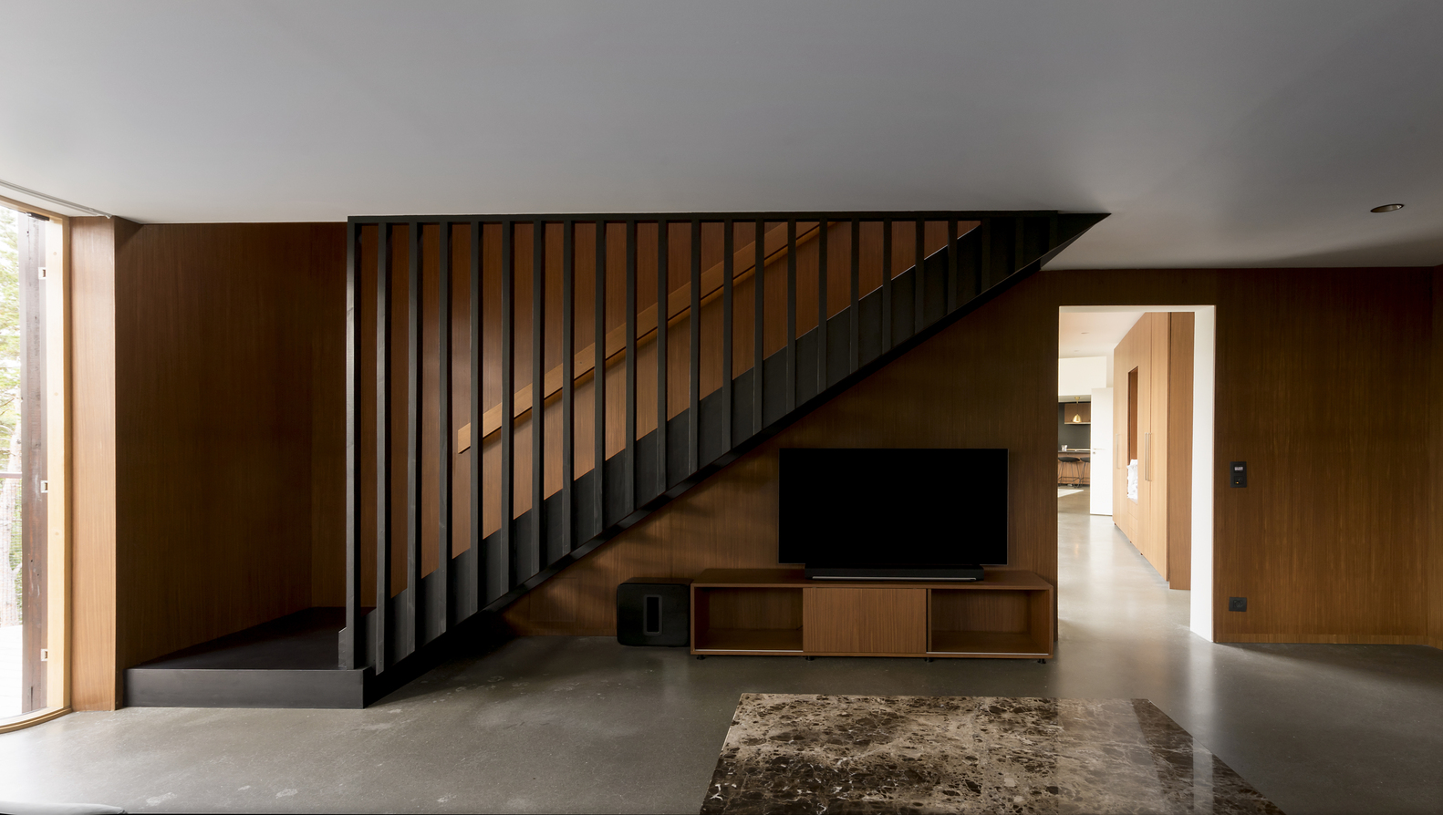 斯德哥尔摩乡村有机景观中的清晰几何建筑-37