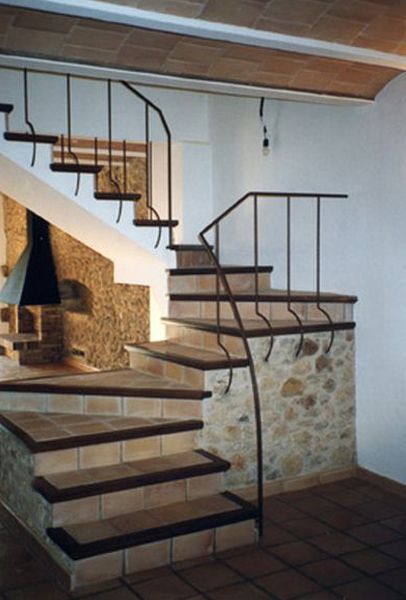 AMOROS ARQUITECTES: 98C-REFORMA Y ADICIÓN DE CASA ENTRE MEDIANERAS CON PISCINA-11