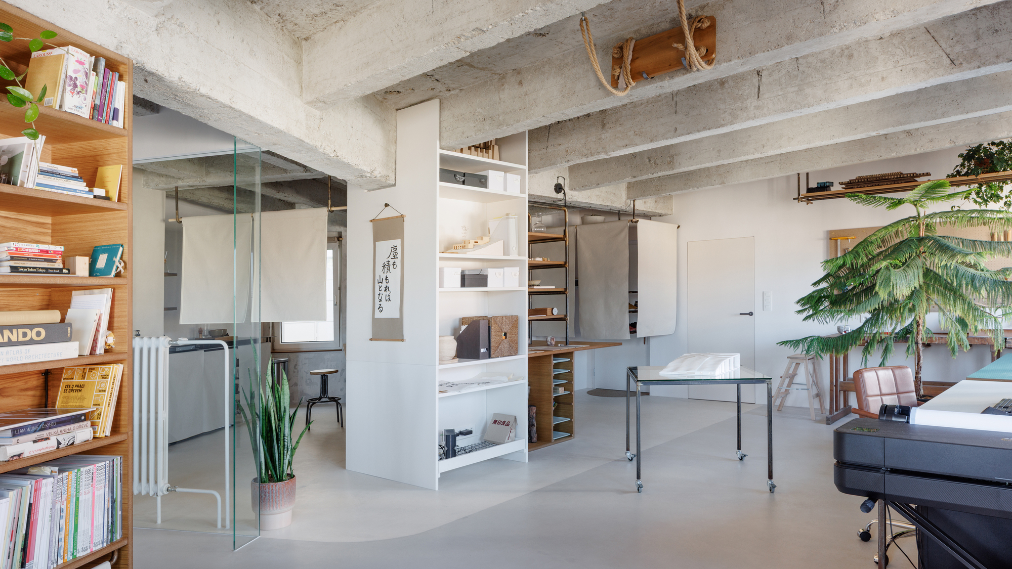 Apartment Conversion into a Creative Studio / alchitekt-29