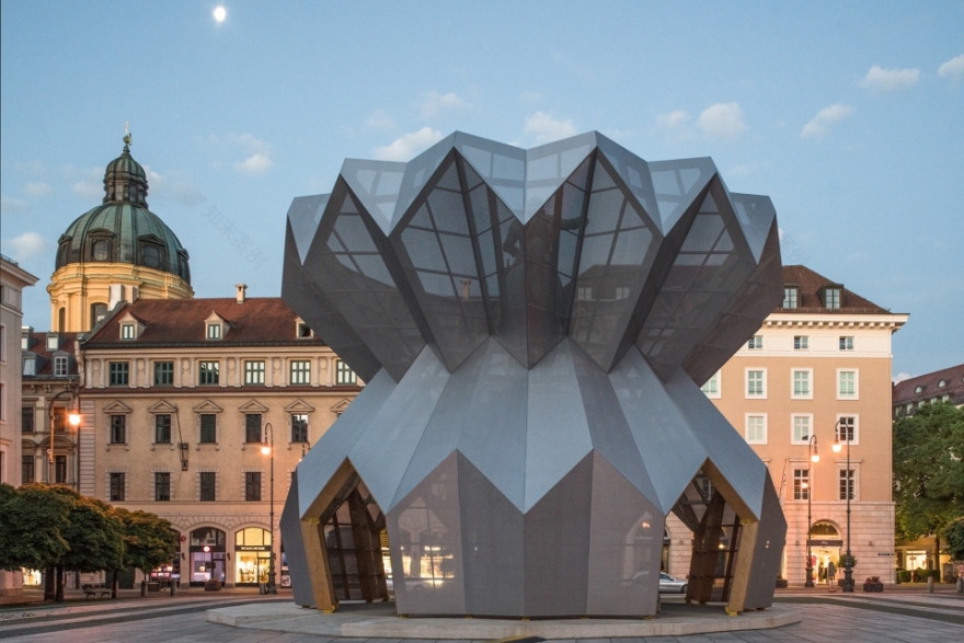 《无论如何,我将与你同在》·融入公共空间的艺术品-9