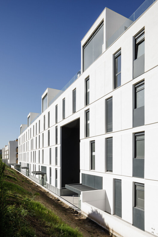 西班牙马拉加 Huerta Nueva 住宅建筑设计丨Bakpak Architects-14