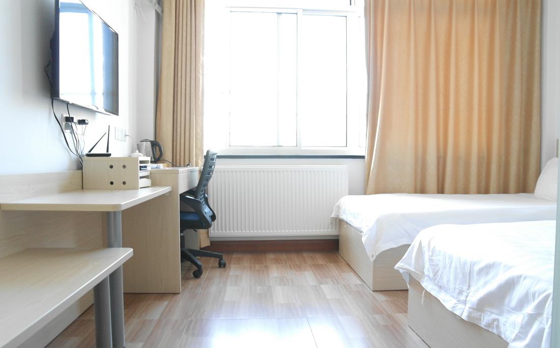 上海普陀区中石油办公室明装暖气片安装项目-0