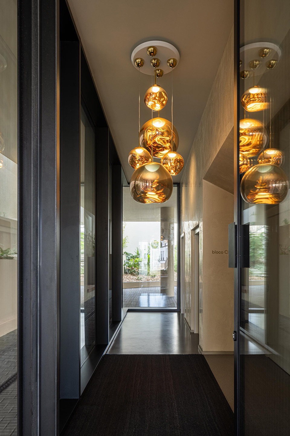 ERNESTO DO CANTO住宅区丨葡萄牙蓬塔德尔加达丨BOX arquitectos-237