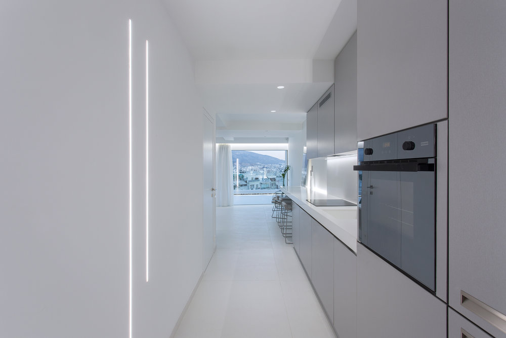 阁楼翻新；顶层公寓装修（注：Penthouse常见释义为阁楼；顶层公寓 ，可根据具体语境选择更合适的表述） 丨GreeceAthens-2