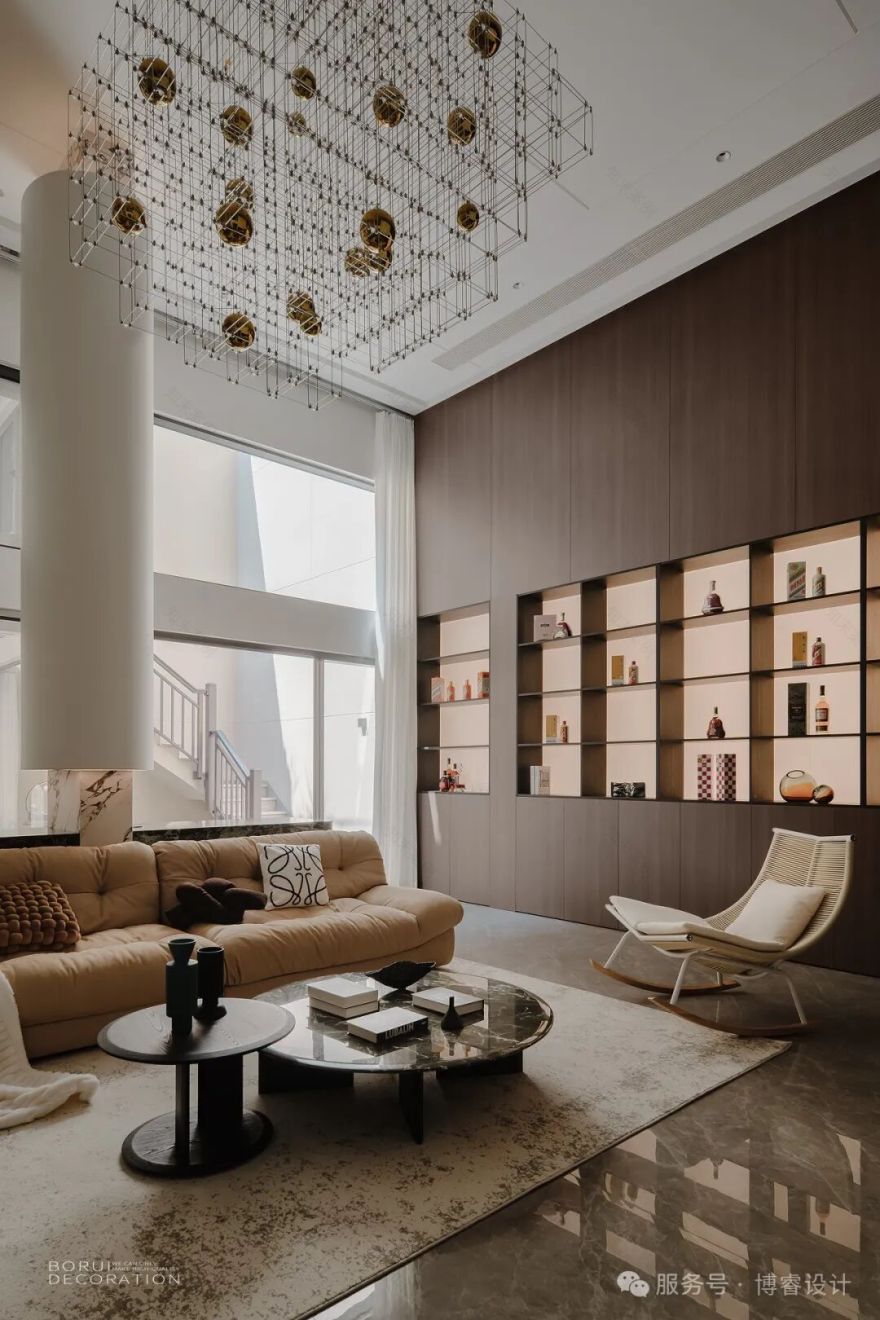 当90后霸总的脑洞照进现实|解密700㎡顶豪的「暗黑系美学」-23