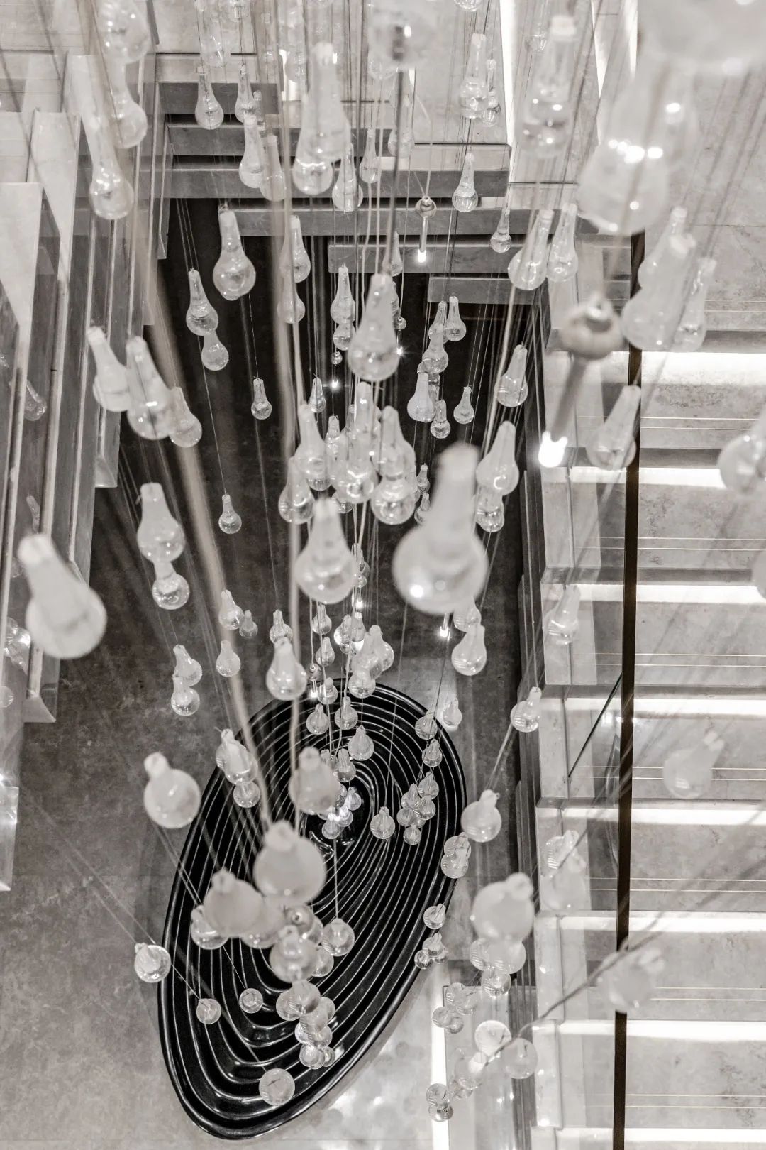 德信未来之翼售楼处 | 现代与古典的宁静奢华融合-35