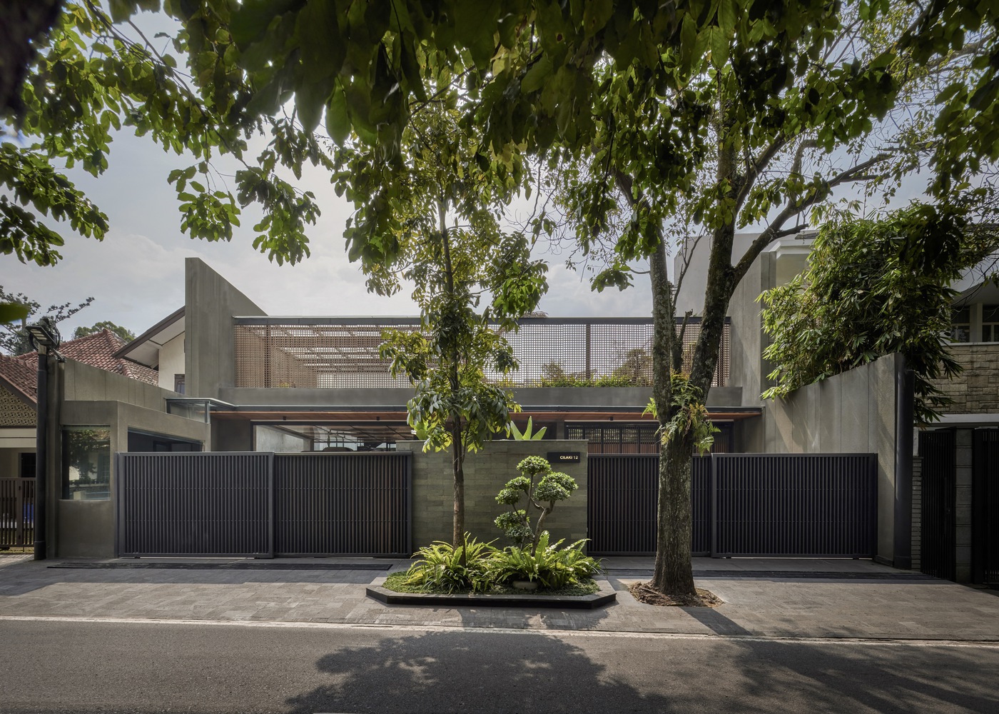 Verdure House · 绿色和谐的印尼现代热带建筑丨Studio Avana-8