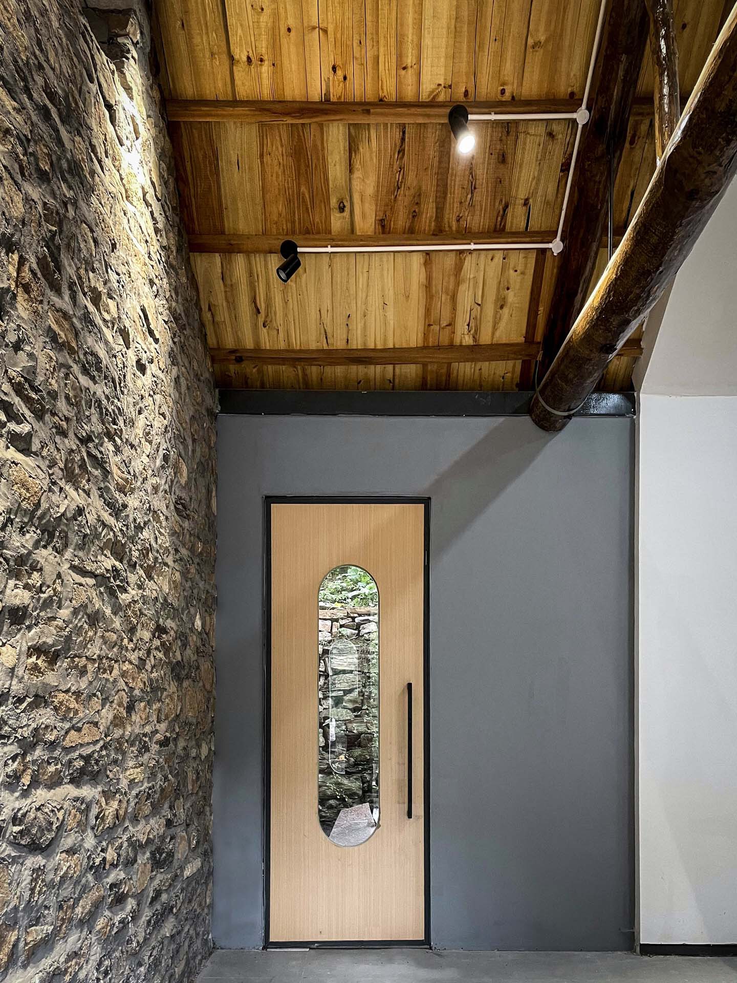 国梁艺术大学生研究训练计划中心丨中国-45