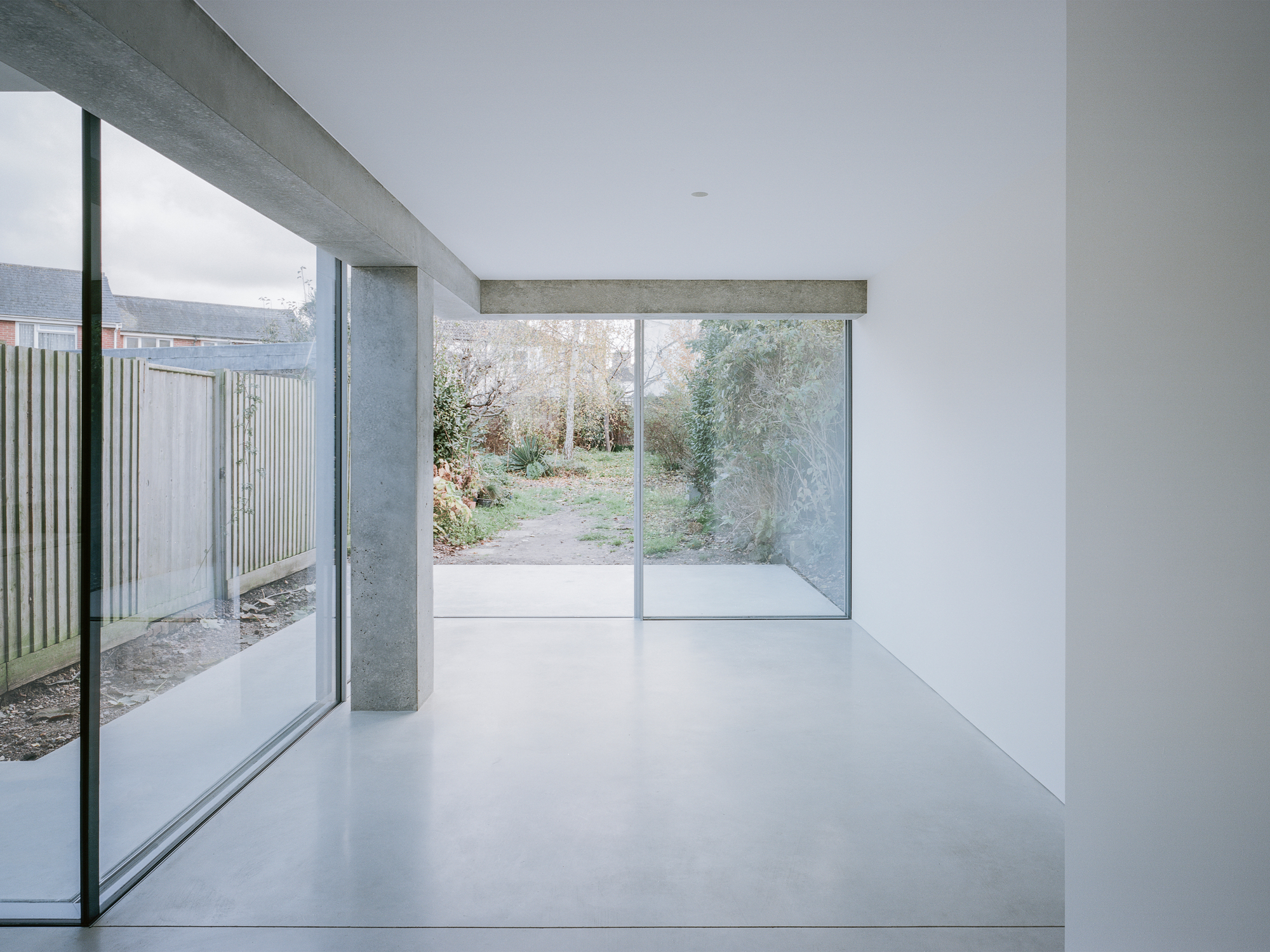 独柱屋丨英国丨Jonathan Burlow-8