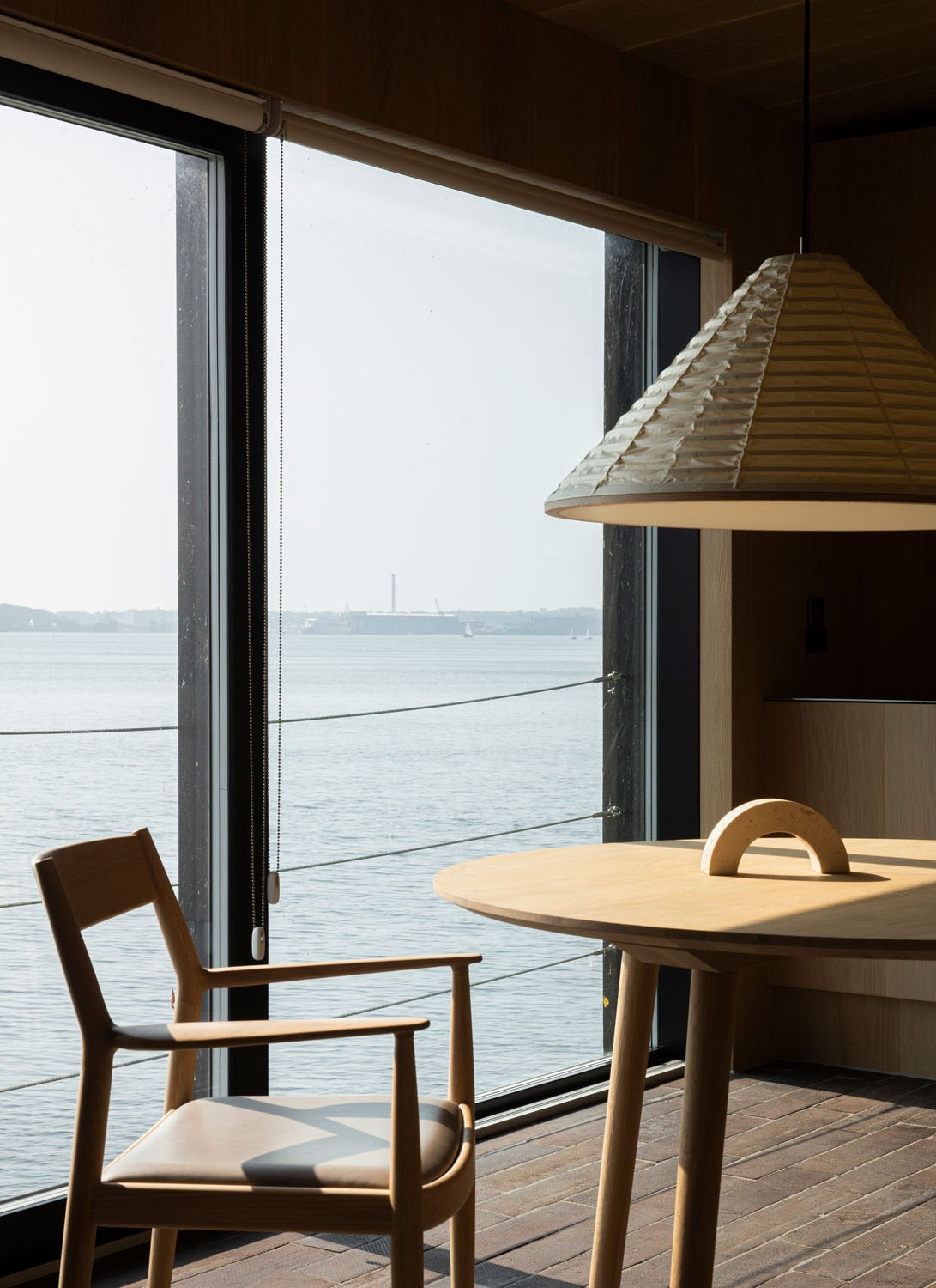 峡湾船屋丨Norm Architects-27