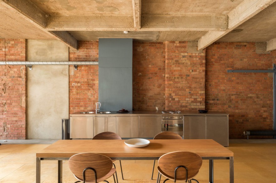 London Industrial Warehouse Converted Into Versatile Living Space-9