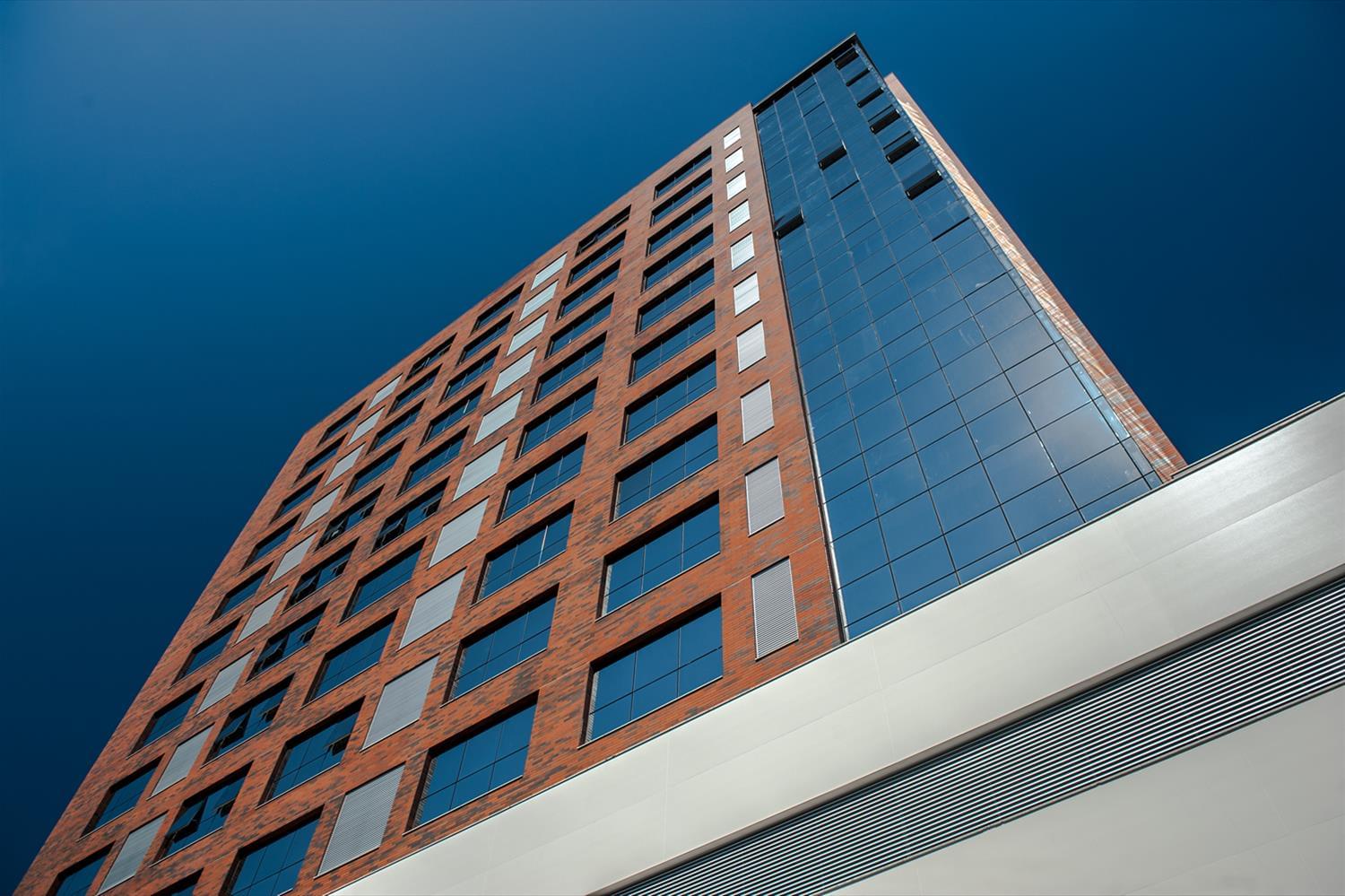 巴西复杂地形的 Koerich Beiramar Office-3