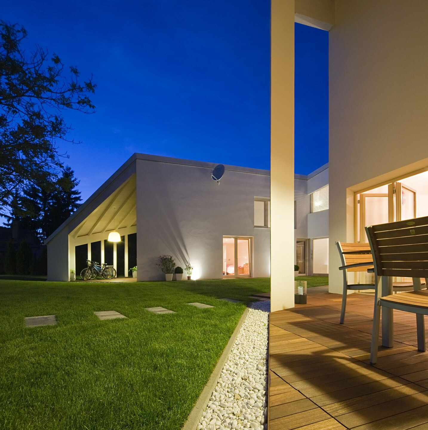 马蹄形湖边度假屋，融入自然的静谧空间-14