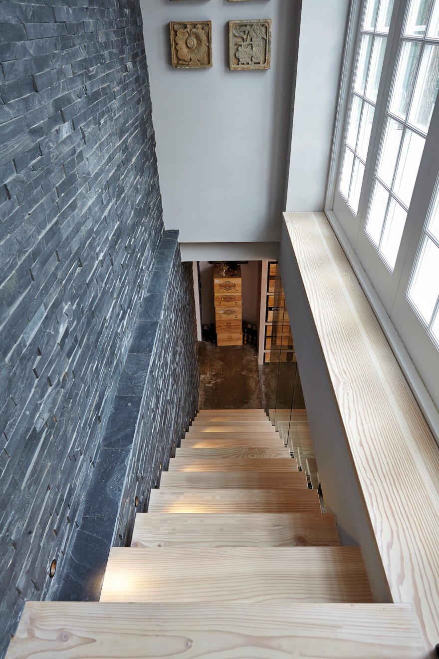 A Perfect Blend of Scandinavian and New England Style-15