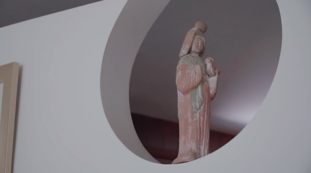 美剧《摩登家庭》里没人要的豪宅，竟然是这位世界级知名建筑师的家！儿子还是当红小鲜肉！-128