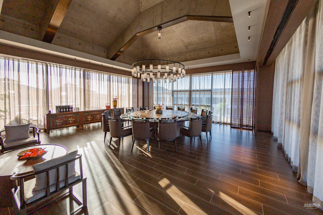 晓长安 · 闹中取静的新式创意陕菜餐厅丨中国西安丨郭莘空间设计-86