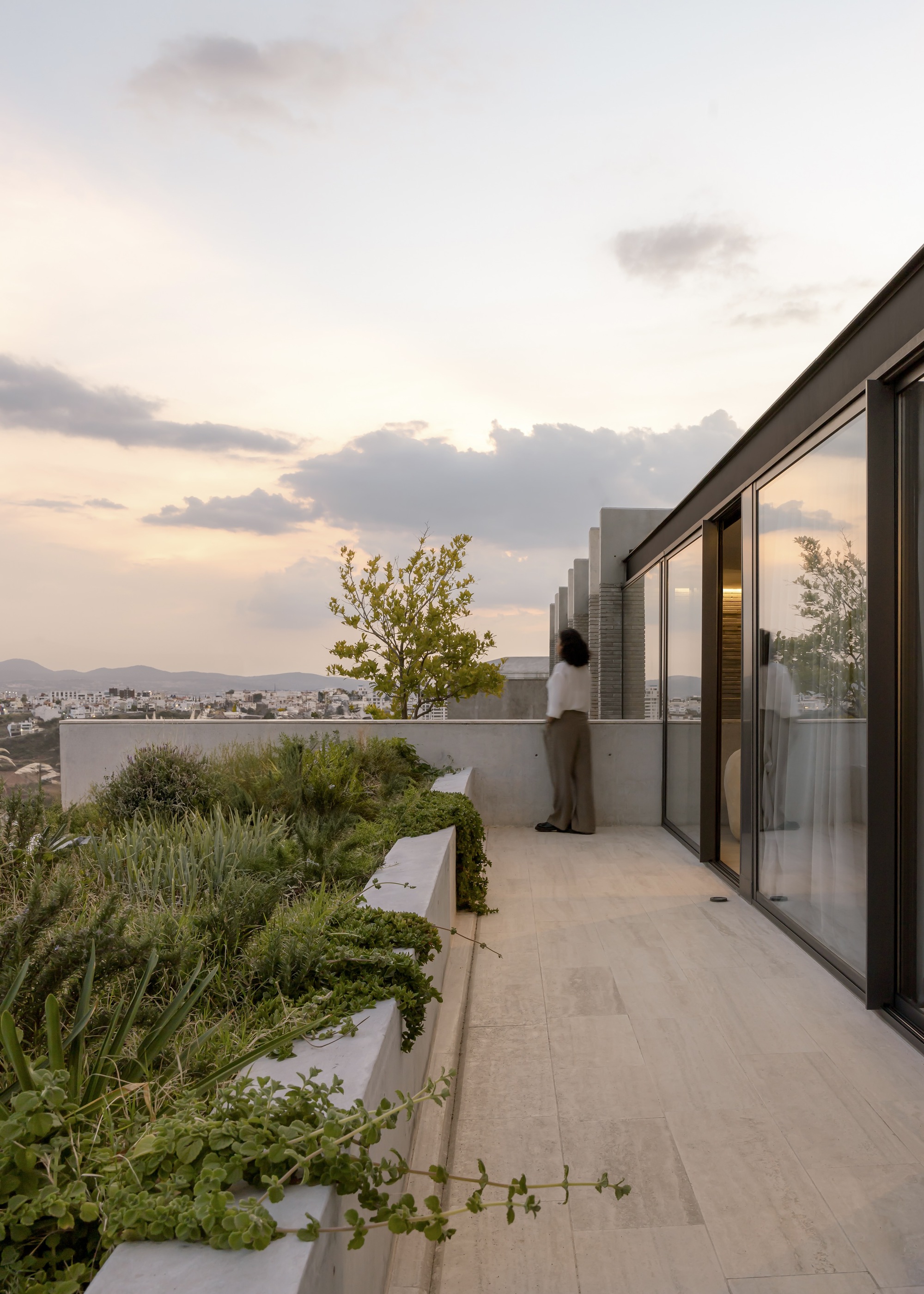 Catedral House / Laboratorio de Arquitectura-22