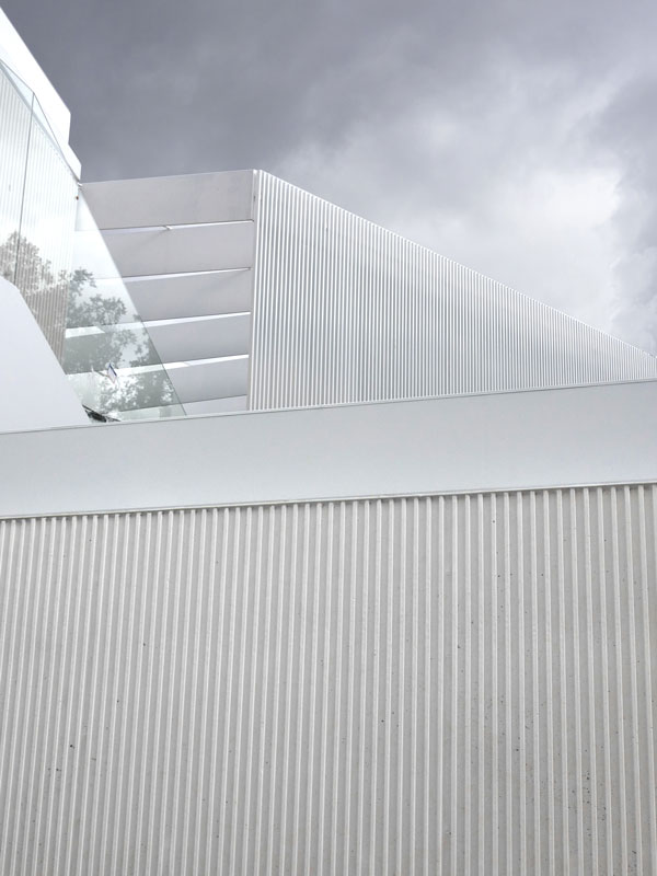 家庭剧院（文中未明确正式名称,以开头提及代称）丨西班牙马德里丨西班牙Estudio.Entresitio建筑事务所-10