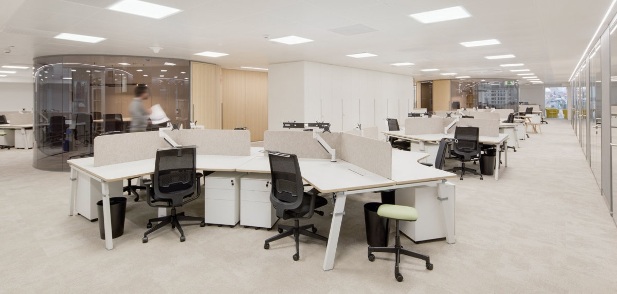 Madrid 国际律所总部,优雅透明的办公空间-13