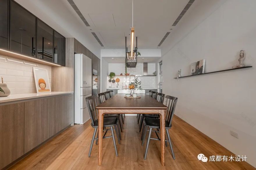 原木温润现代简约景观宅丨思锐-37