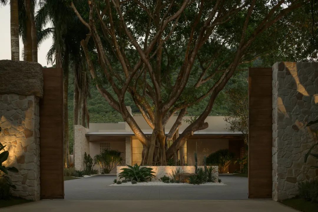 三亚野奢会所丨中国三亚丨朗道设计-0